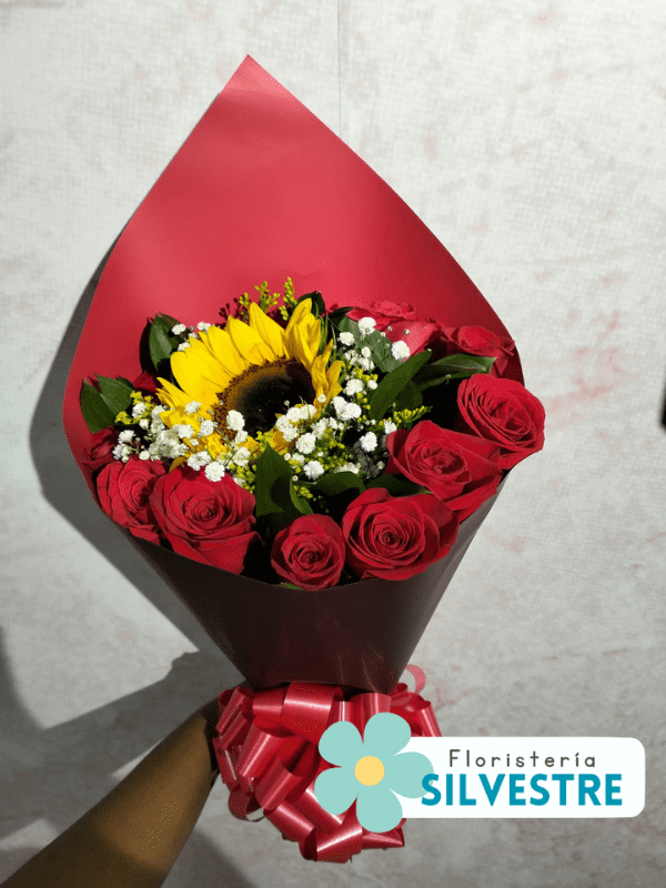 Ramillete de Rosas y Girasoles